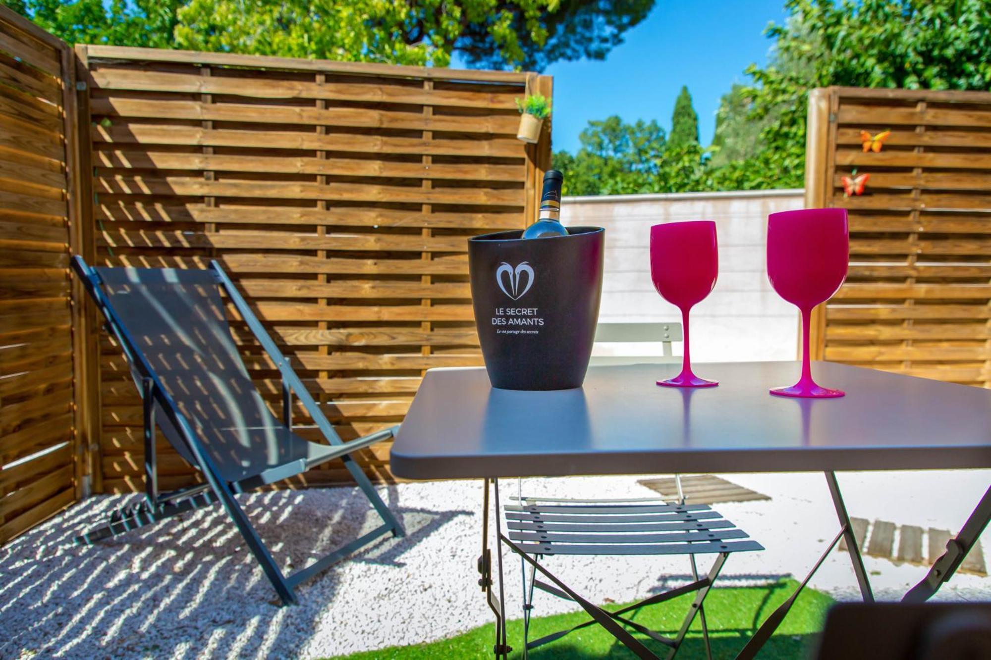 Jacuzzi 4 Etoiles Merveille - Mbroom Apartment Puget-sur Argens