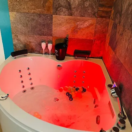 Mb Room - Appartement Jacuzzi 4 Etoiles Merveille Puget-sur-Argens Exterior photo